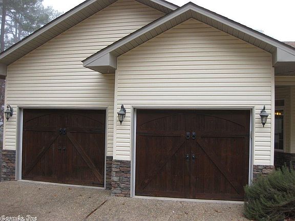 4th image of 14 Carlet Ln