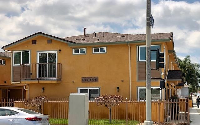 1st image of 3534 W 67th St