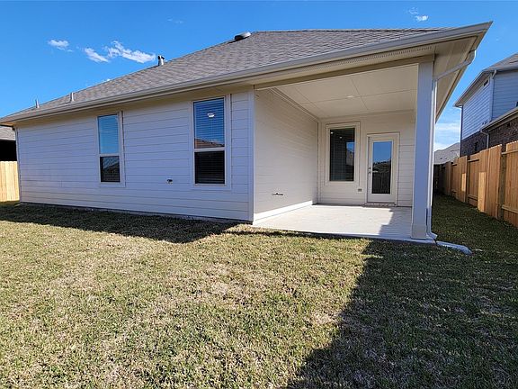 5th image of 1376 Grays Gully Dr