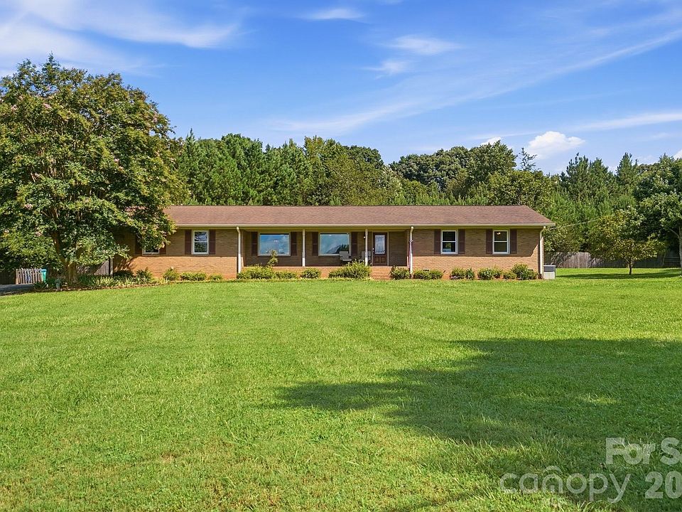 1st image of 15513 Thompson Rd