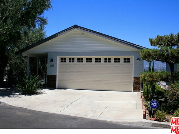 2nd image of 3911 Verdugo View Dr