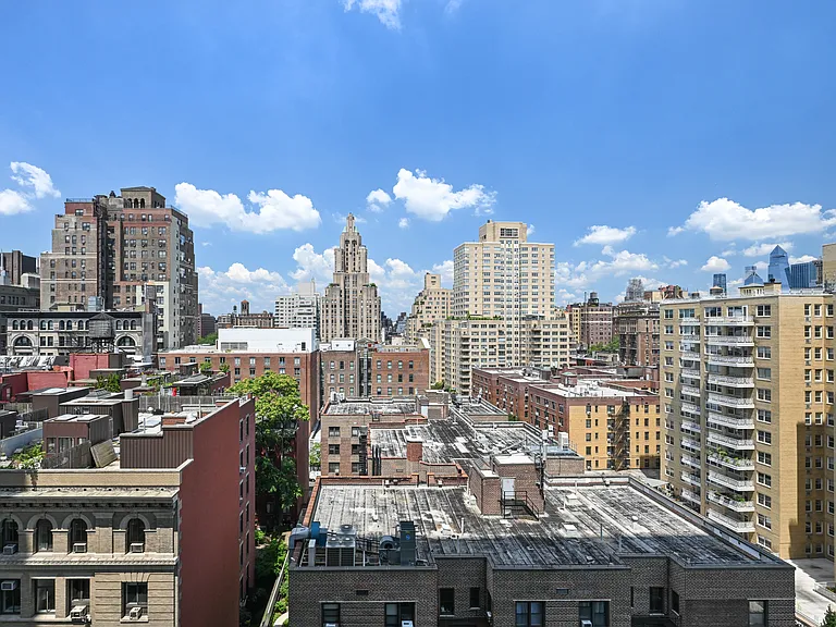 60 E 8th St #11D — Photo 4