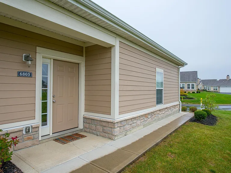 6805 Kinsale Ln — Photo 15