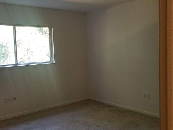 5th image of 7425 Brookdale Dr APT 107