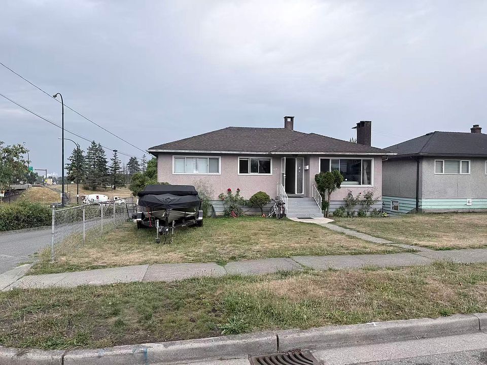 1st image of 1372 E 64th Ave
