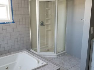 41 Summit Ave, West Warwick, RI 02893