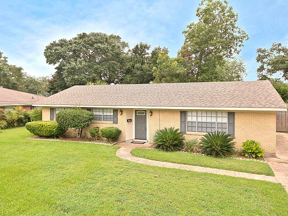 2nd image of 507 Red Oak Dr