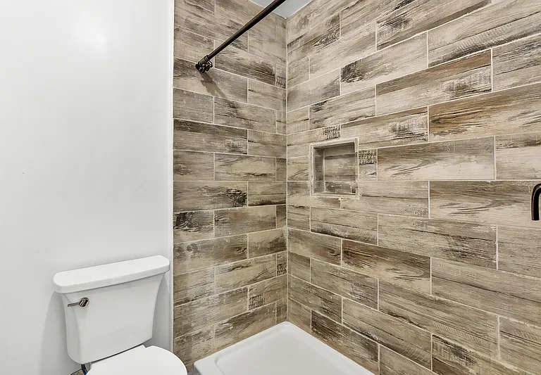 365 Bell Factory Rd — Photo 19
