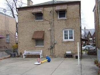 2nd image of 1616 Maple Ave