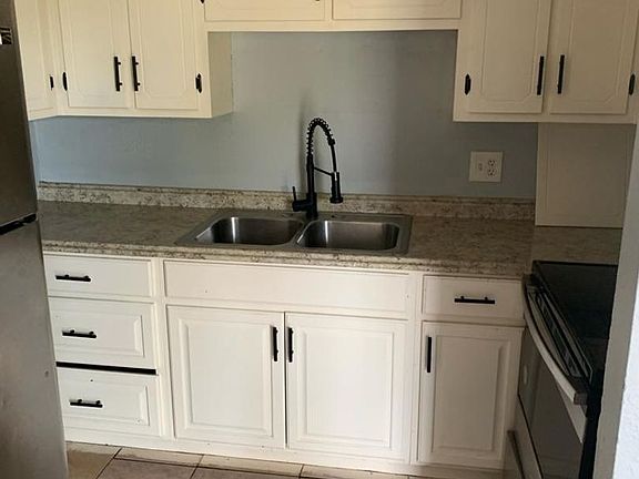 4th image of 103 Audrey Dr #25