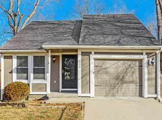 1520 Osage St, Leavenworth, KS 66048