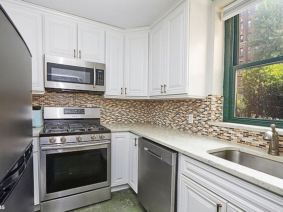 5th image of 78-11 35th Ave APT 1G