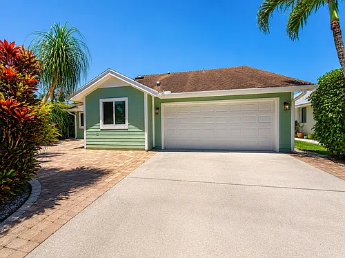 6395 Garrett St Photo 1