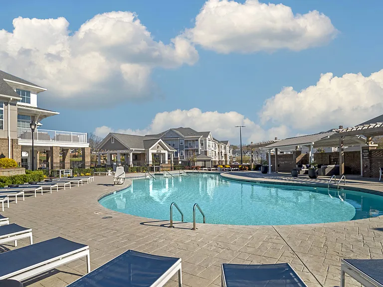 Bell Riverbend Village — Photo 9