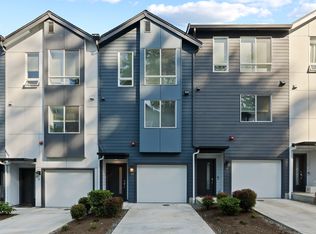 10945 NE 189th Pl UNIT D, Bothell, WA 98011