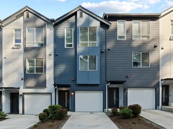 10945 NE 189th Pl Unit D, Bothell, WA 98011
