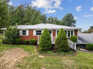 455 Alice Rd, Acme, PA 15610