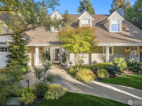 2042 77th Avenue NE, Medina, WA 98039