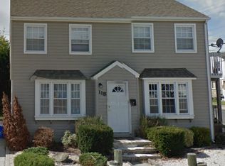 118 N Wilson Ave, Margate, NJ 08402