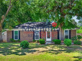 494 Osprey Dr, Richmond Hill, GA 31324