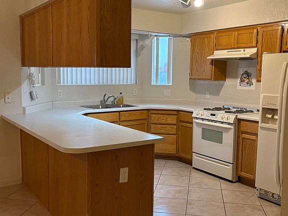 3rd image of 11251 E 25th Pl