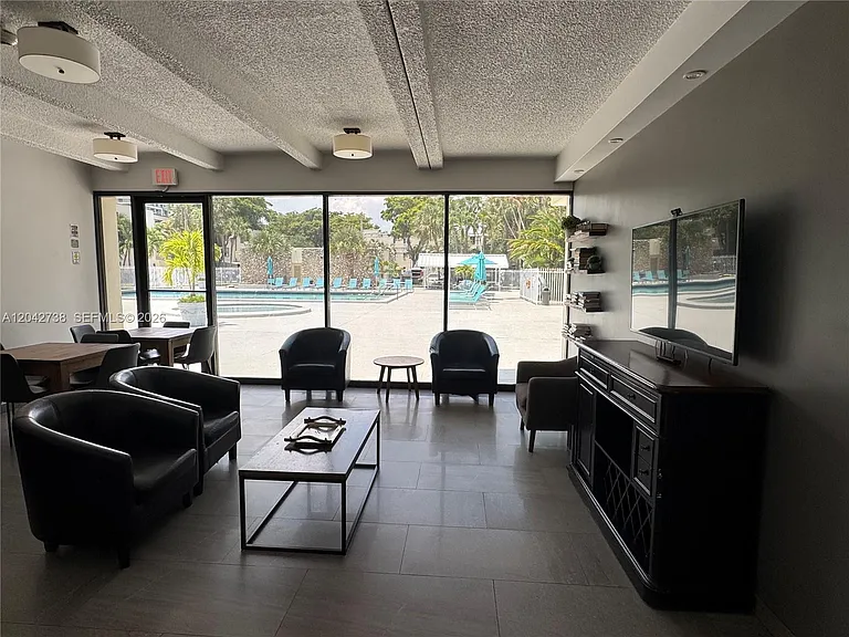 20200 W Country Club Dr #Penthouse 16 — Photo 30