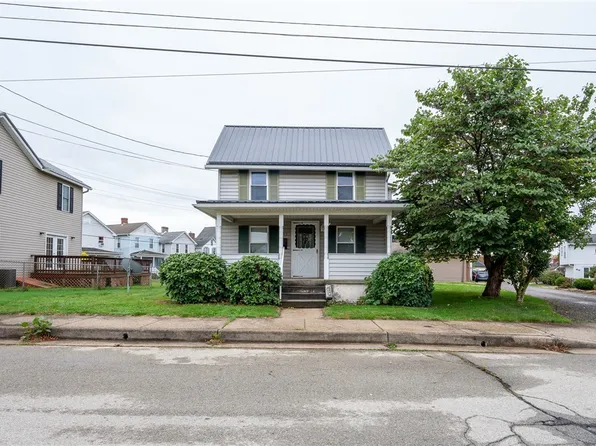 95 E Harrison Ave, Latrobe, PA 15650