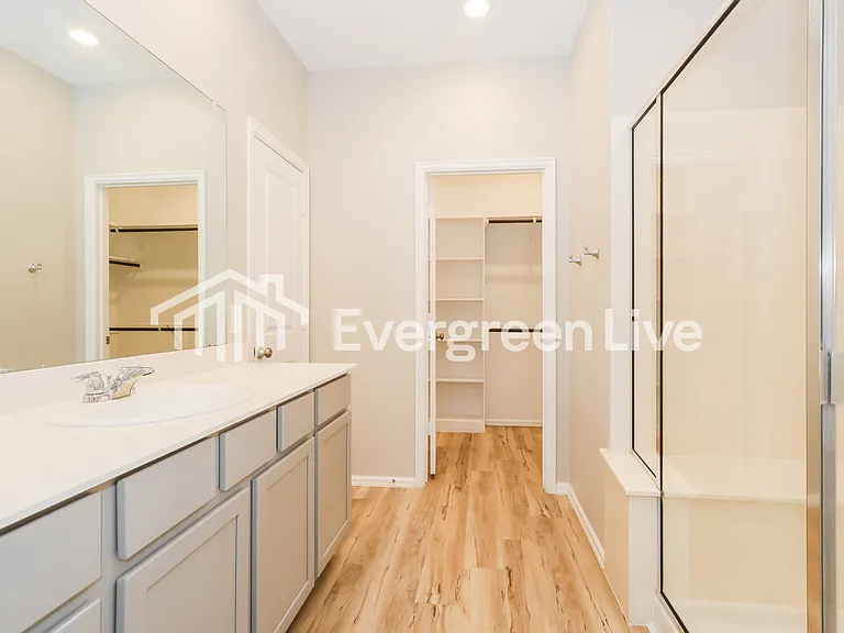 114 Southern Red Oak Ln — Photo 11