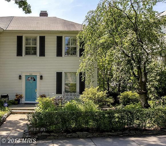 2nd image of 3408 Quebec St NW