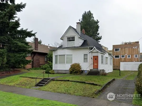 4514 Corliss Avenue N, Seattle, WA 98103