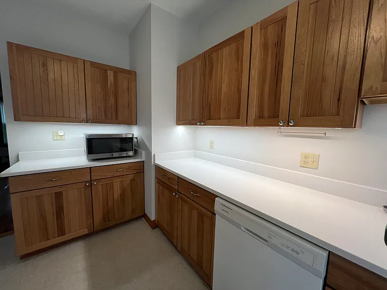 46 Pleasant St #1 — Photo 3