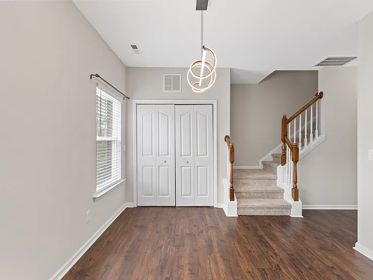 611 Carlton Commons Ln #1 — Photo 22