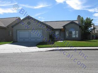 15840 Candlewood Dr, Victorville, CA 92395