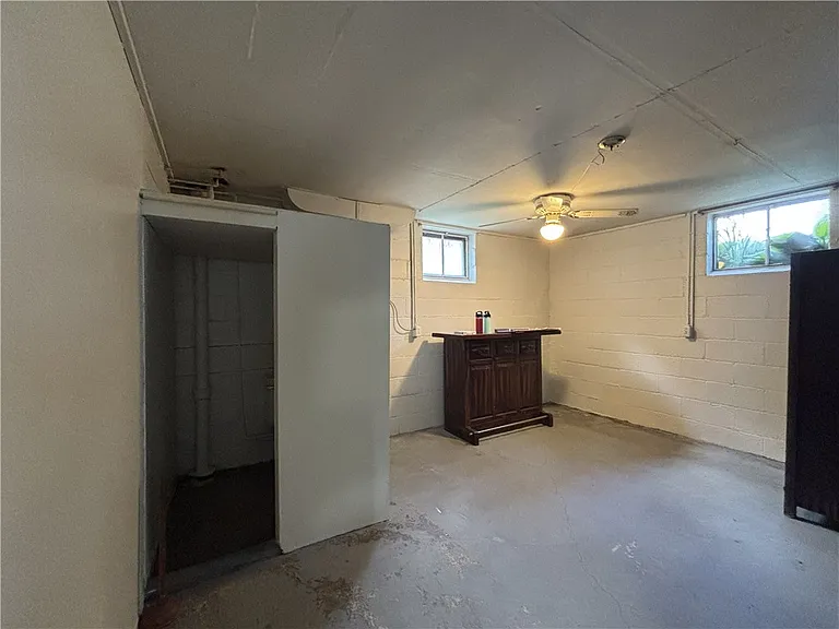 809 Carbon Rd — Photo 42