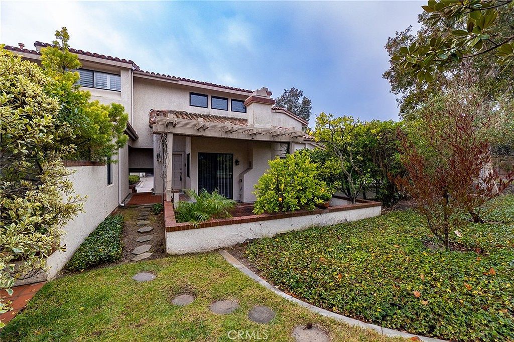 26 Santa Cruz Ct Manhattan Beach CA 90266 Zillow