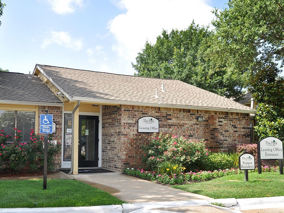 Wintergreen Place Apartments Exterior