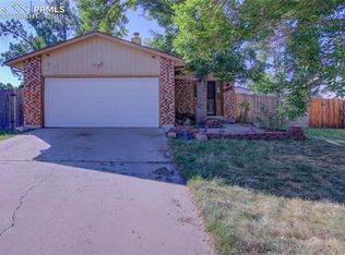 2225 Farnsworth Dr, Colorado Springs, CO 80916
