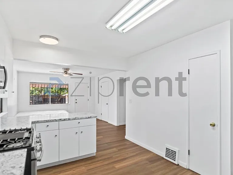 1465 67th Ave — Photo 15