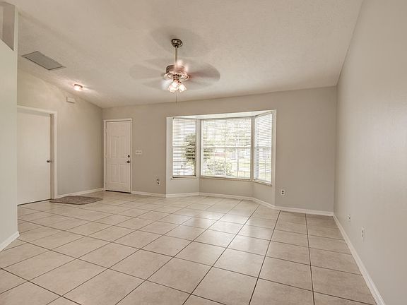 3rd image of 4490 NW Albion Avenue