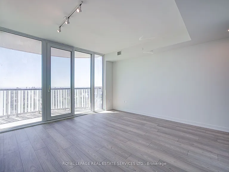 1 Fairview Rd E #2202 — Photo 10