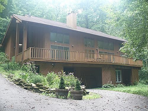1st image of 197 Twin Oaks Dr