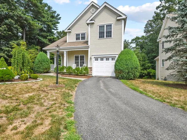 38 Sunflower Dr Unit 38, Raynham, MA 02767