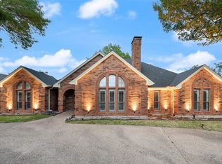 3010 Club Hill Dr, Garland, TX 75043