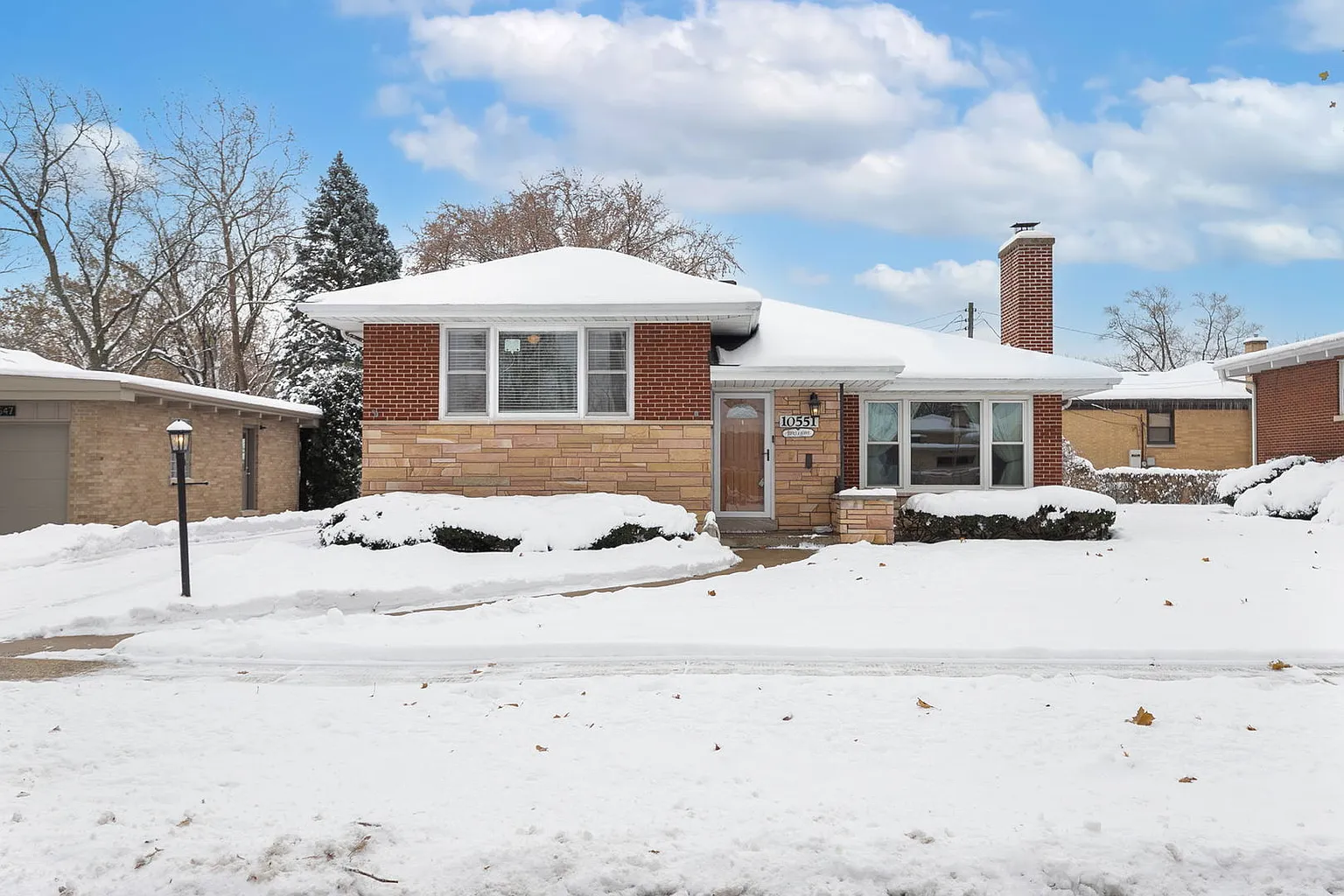 10551 Essex St photo 1
