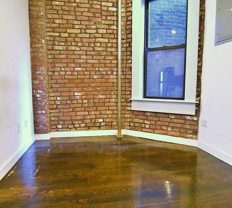 1st image of 104 Forsyth St APT 18