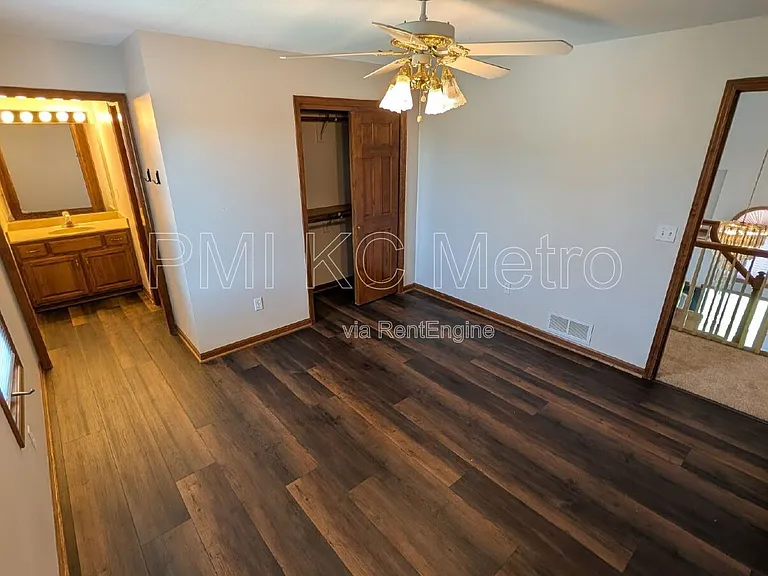3905 SW 14th St — Photo 33
