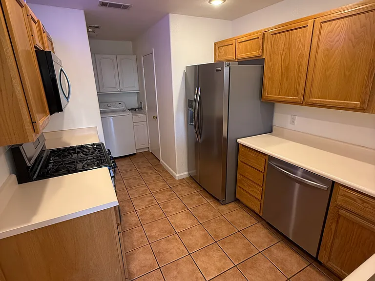 8136 Autumn Star Ave — Photo 5