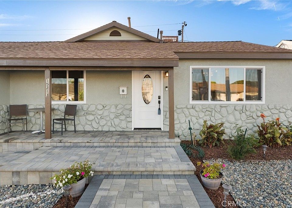 1st image of 15213 Arcturus Ave