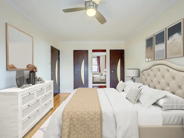 100-25 Queens Boulevard image 26 of 40