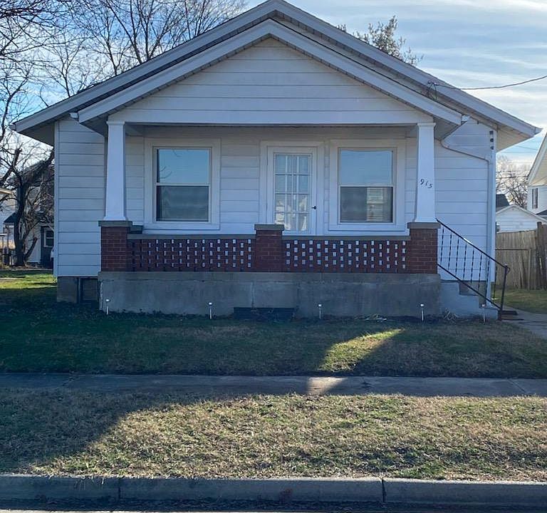 1st image of 915 Weller Ave